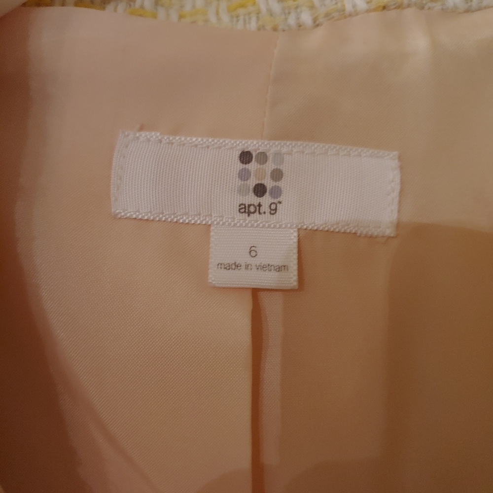 Jacket - Picture 4 of 4